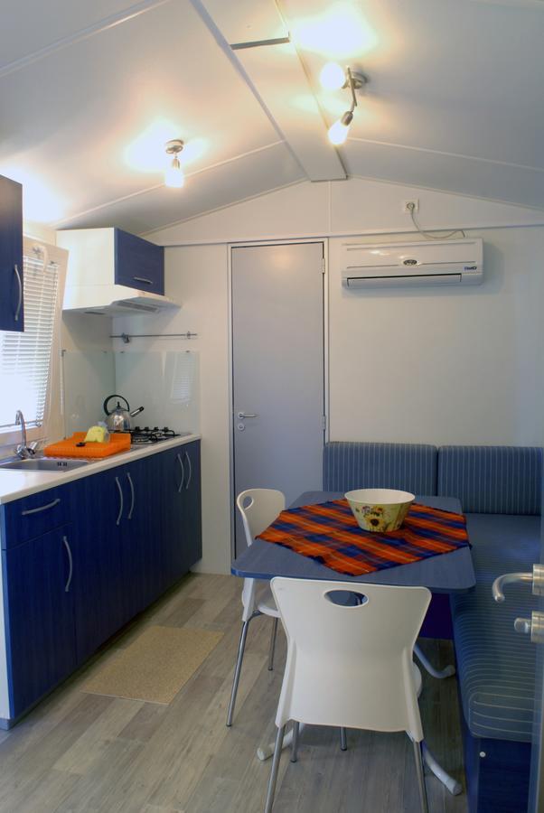 Camping La Rocca Manerba del Garda Exterior photo